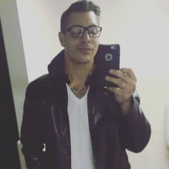 Meet your Posher, Steve - Picture 1 of 5